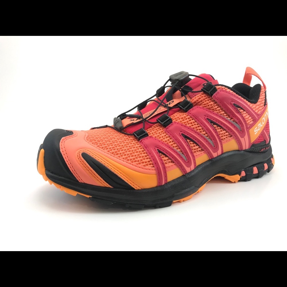 New Women’s Salomon trail running shoes 10.5